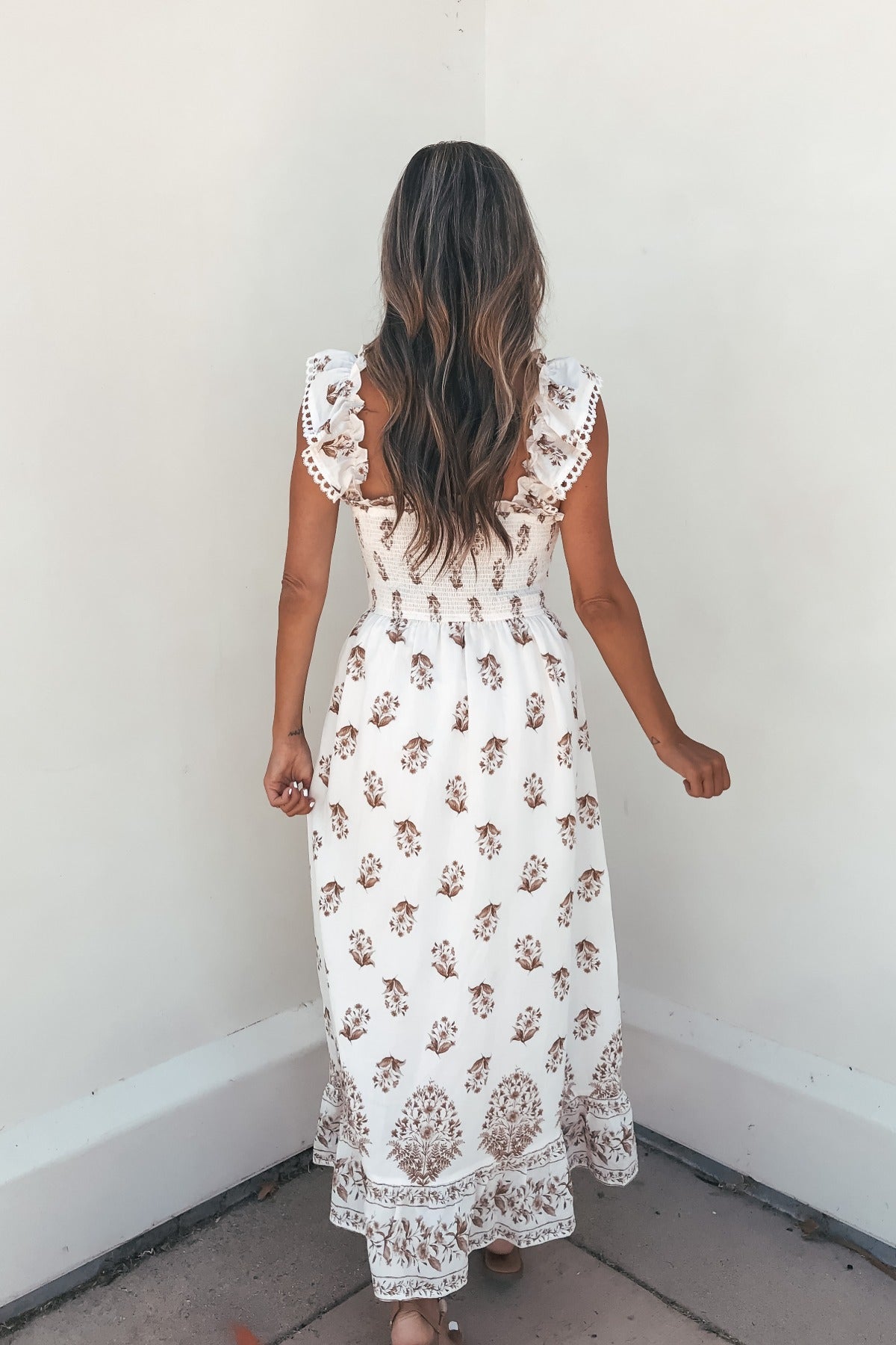 Everly Smocked Print Midi Dress - Ivory - Image 4